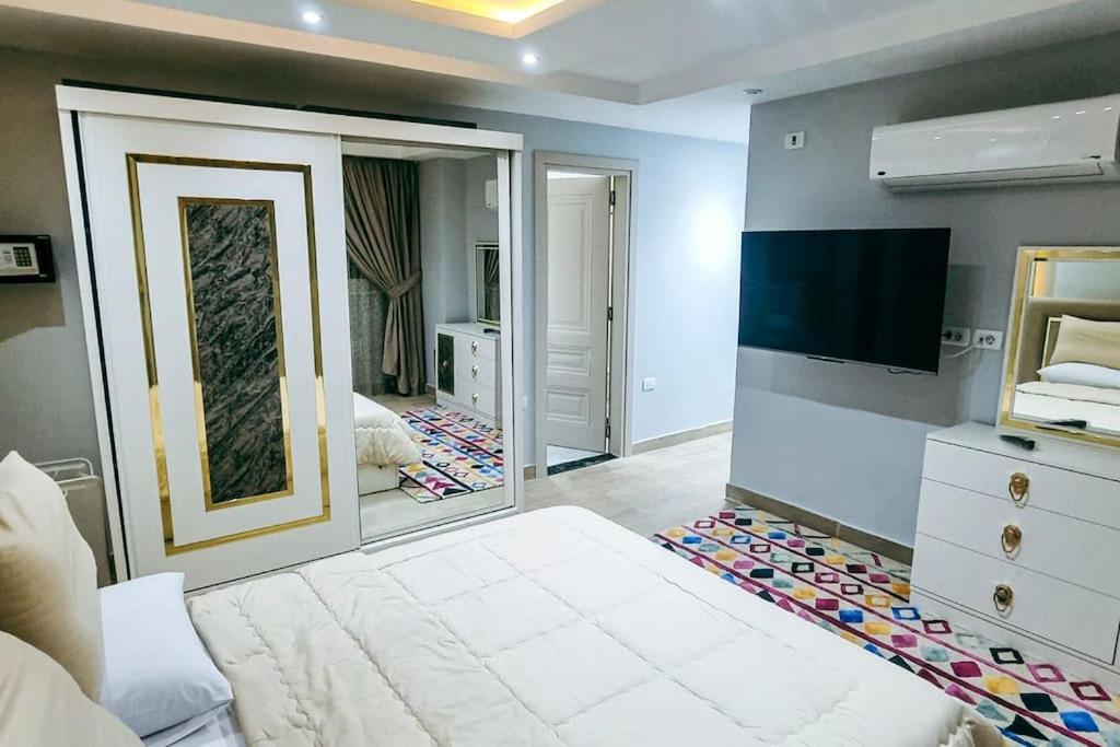 Luxury Vip Apartment Il Il Cairo Esterno foto