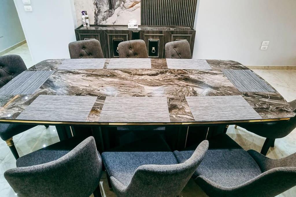 Luxury Vip Apartment Il Il Cairo Esterno foto